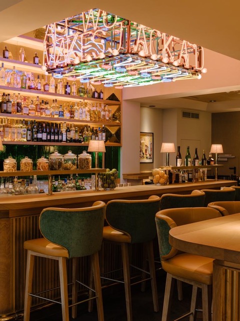 Tobias Rehberger
ALL WORK AND NO PLAY MAKES JACK A DULL BOY, 2019
Neon